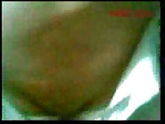 Horny bitch ຄັ້ງທໍາອິດໃຫ້ກົ້ນ